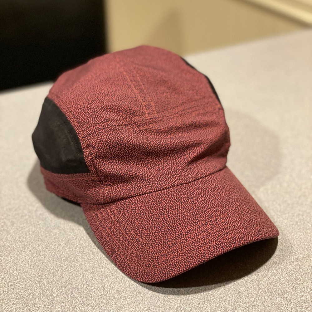 Lululemon Men’s Hat